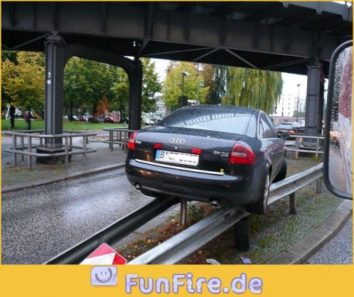 audi-parkt-ein.jpg